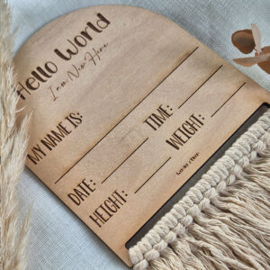 Arch Hello World with Macrame